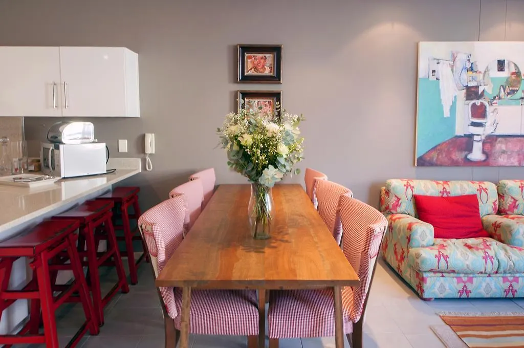 Surferscorner Self Catering Apartments Muizenberg