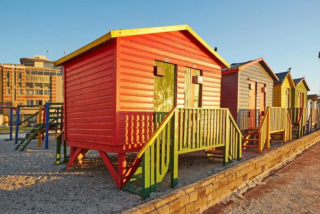 Surferscorner Self Catering Apartments Muizenberg