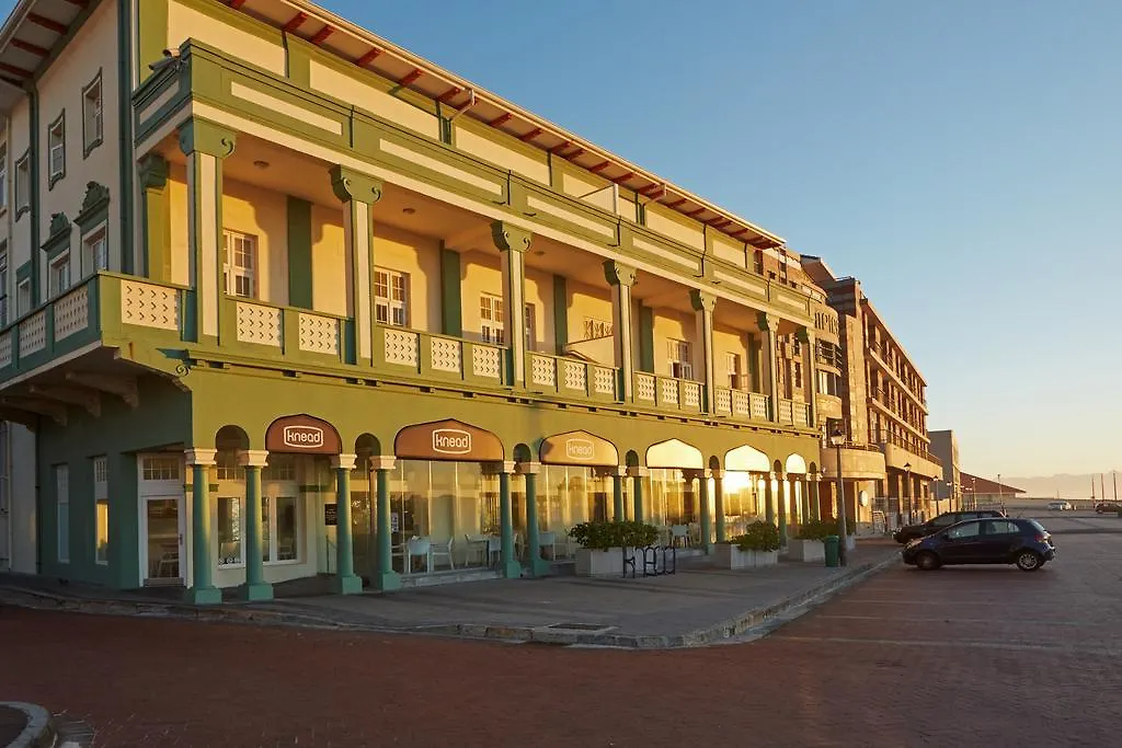 Surferscorner Self Catering Apartments Muizenberg 0*,  South Africa