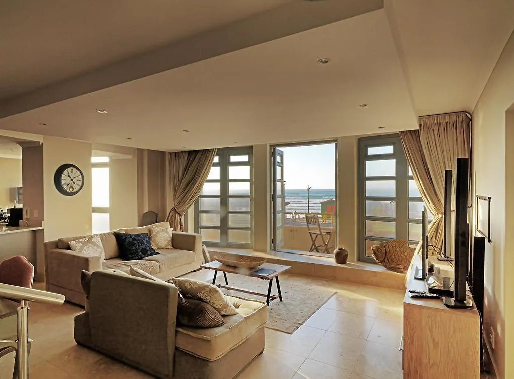 Surferscorner Self Catering Apartments Muizenberg