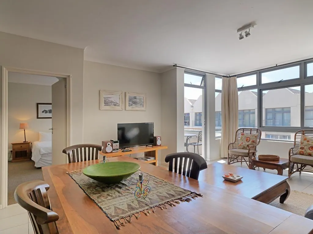 Surferscorner Self Catering Apartments Muizenberg