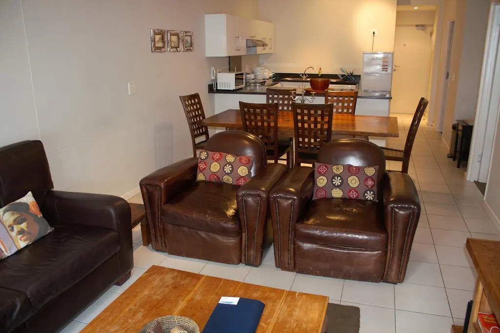 Surferscorner Self Catering Apartments Muizenberg